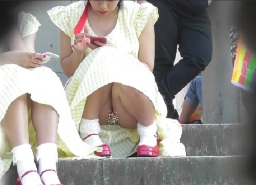パンチラ盗撮