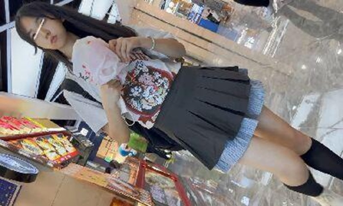 パンチラ盗撮