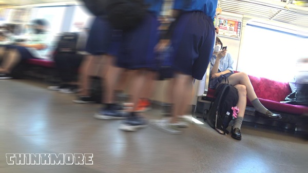 JKパンチラ盗撮