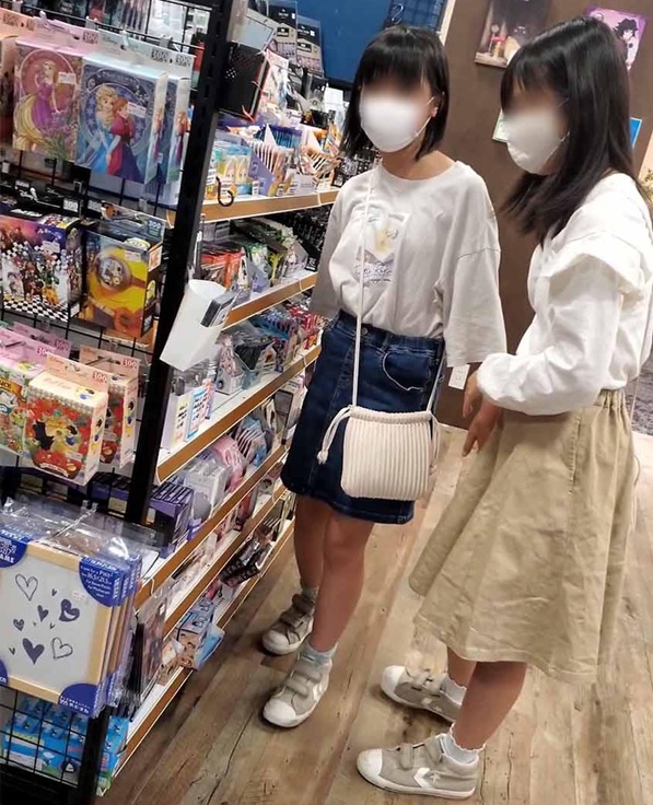 パンチラ盗撮