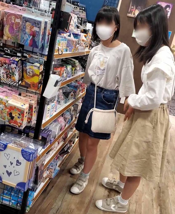 パンチラ盗撮