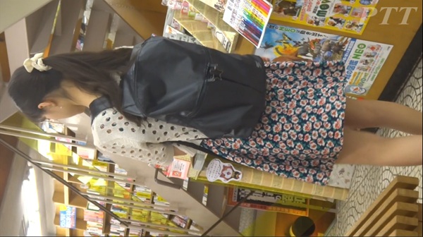 パンチラ盗撮