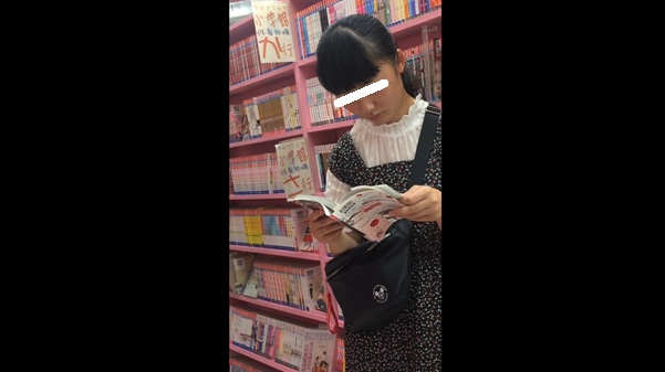 パンチラ盗撮