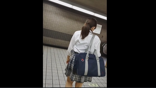 JKパンチラ盗撮